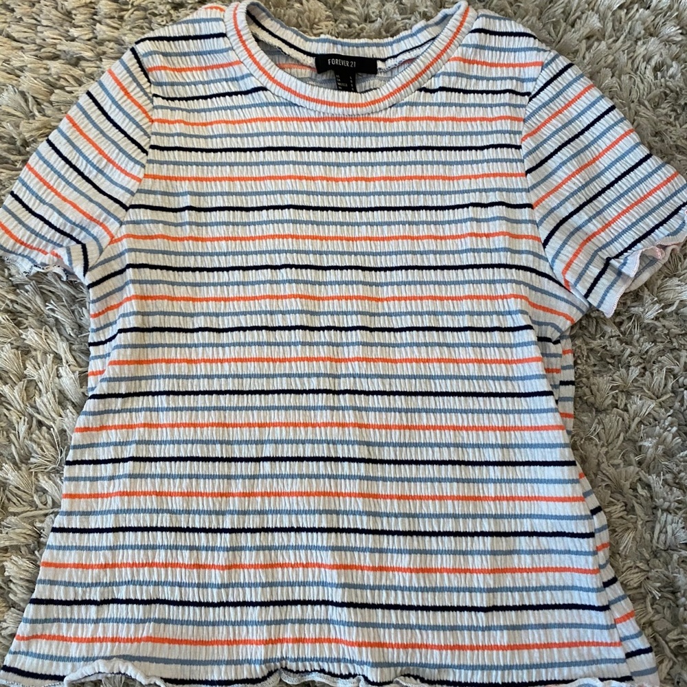 NWOT Forever 21 Crop top